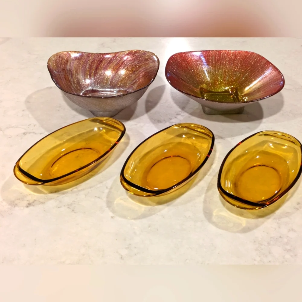 Imperial Carnival Glass Oval & Round 2 Bowls & 3 Serware Plates